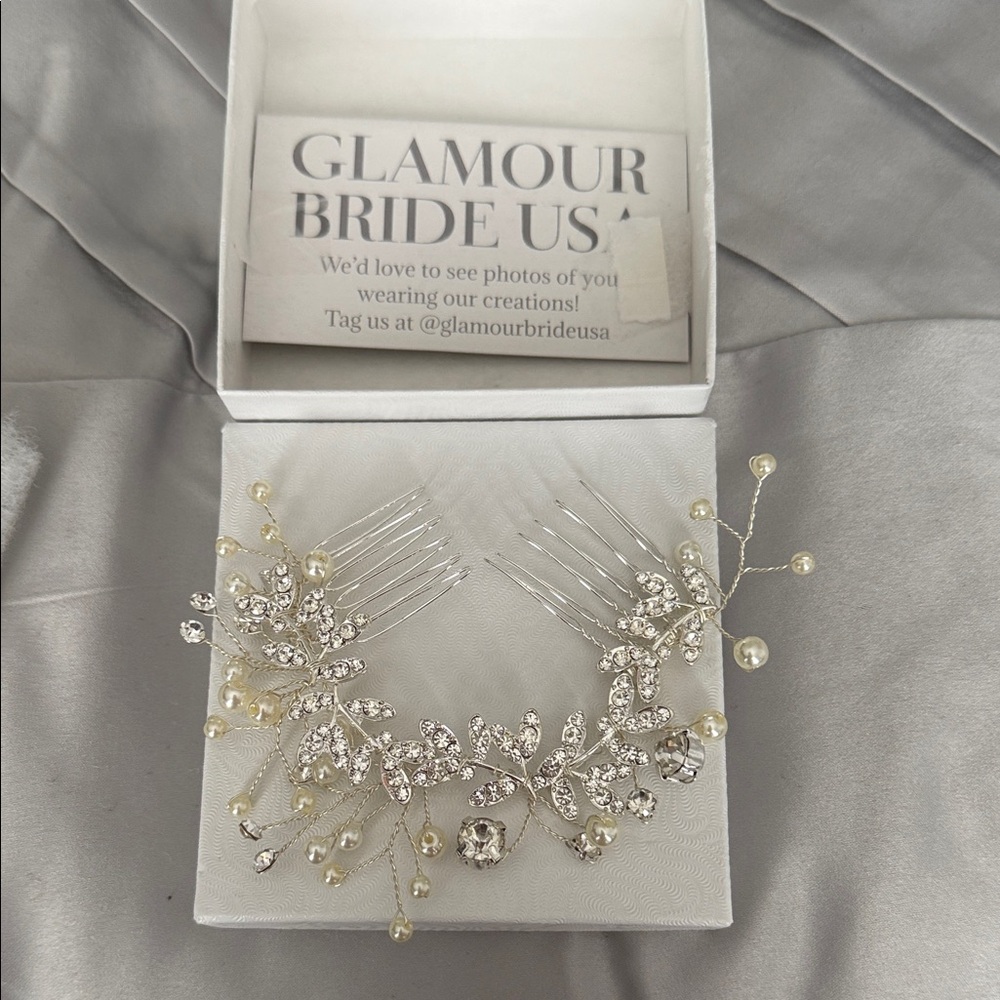 Pearl & Crystal Bridal Hair Comb - Ivory/Silver
